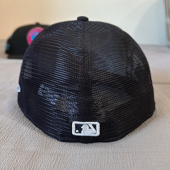 New Era Mesh Back Fitted Hat- NY Yankees - Picture 4 of 8